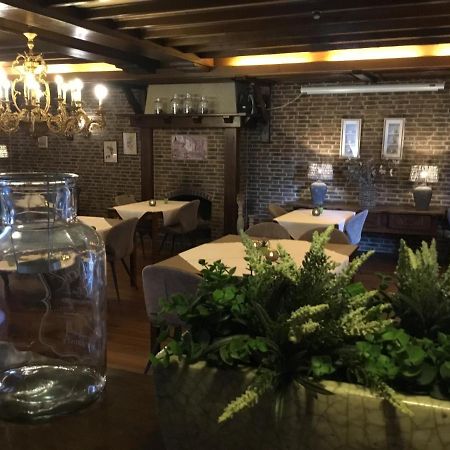 Hotel Steensel Dış mekan fotoğraf
