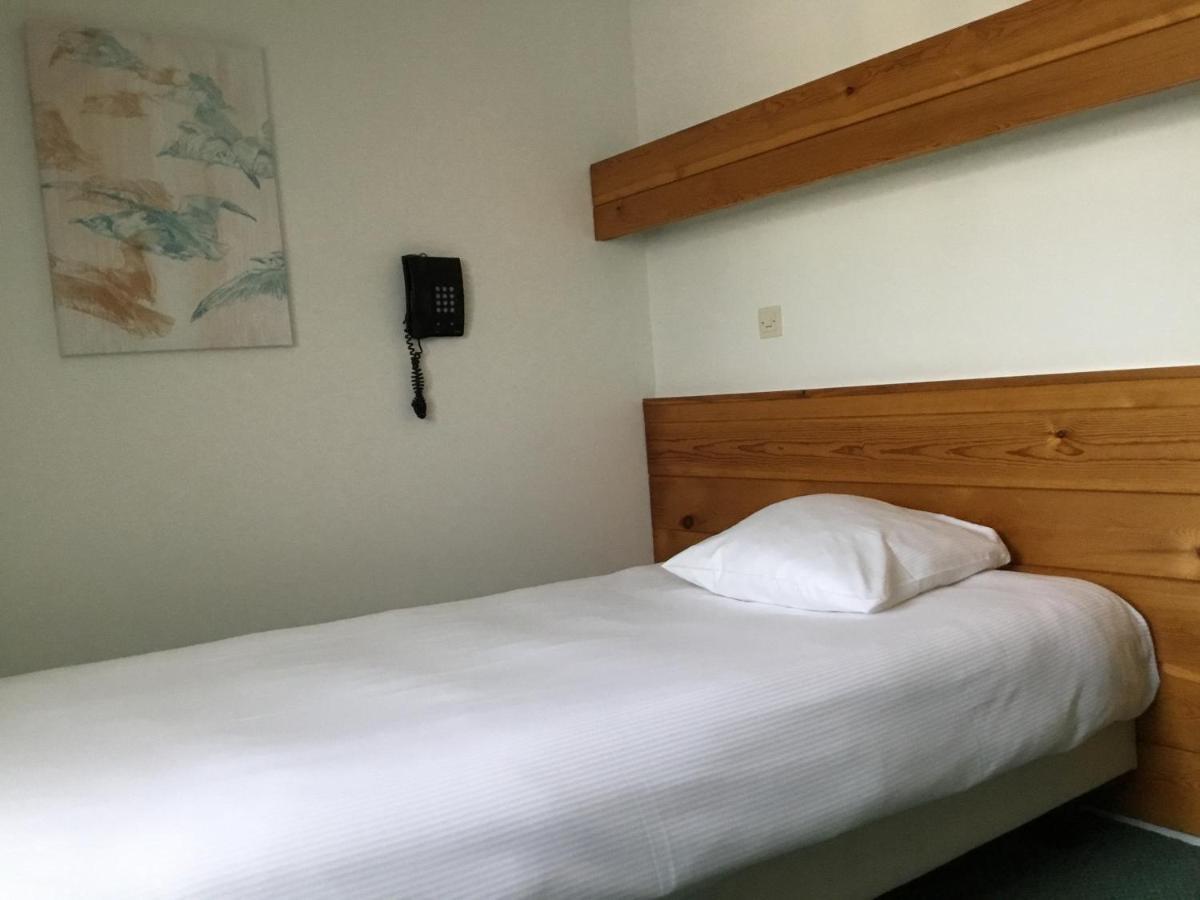Hotel Steensel Dış mekan fotoğraf