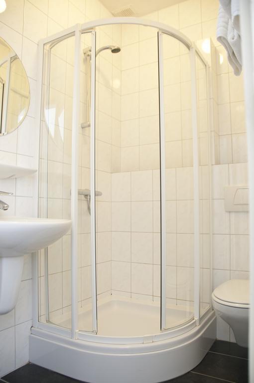 Hotel Steensel Oda fotoğraf