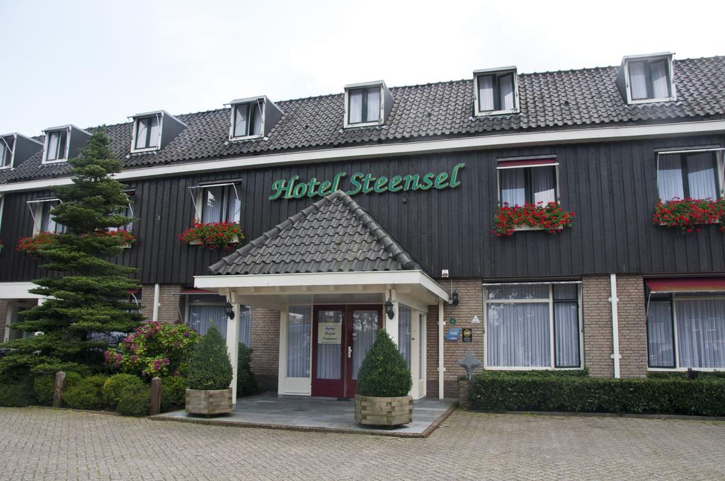 Hotel Steensel Dış mekan fotoğraf
